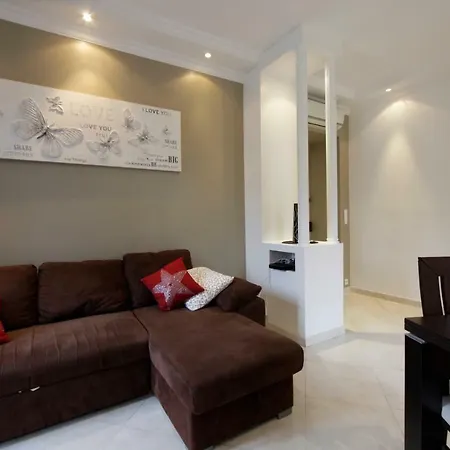 Apartment With Parking In Near The Harbor Nizza